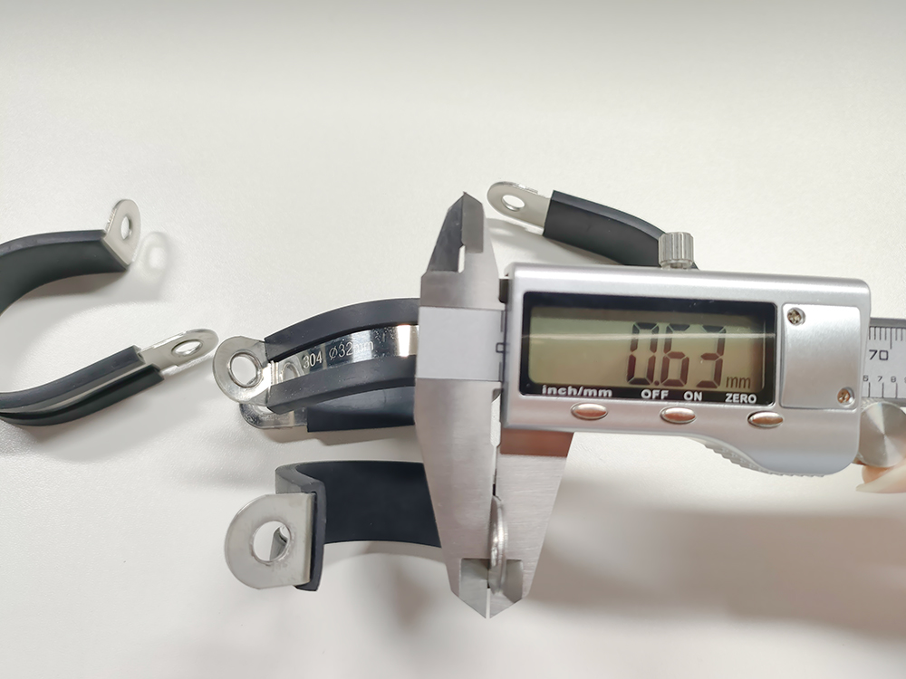 clamp with rubber