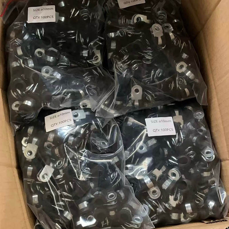 rubber lined pipe clips Package
